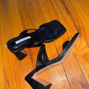Black Women's Heeled Sandals